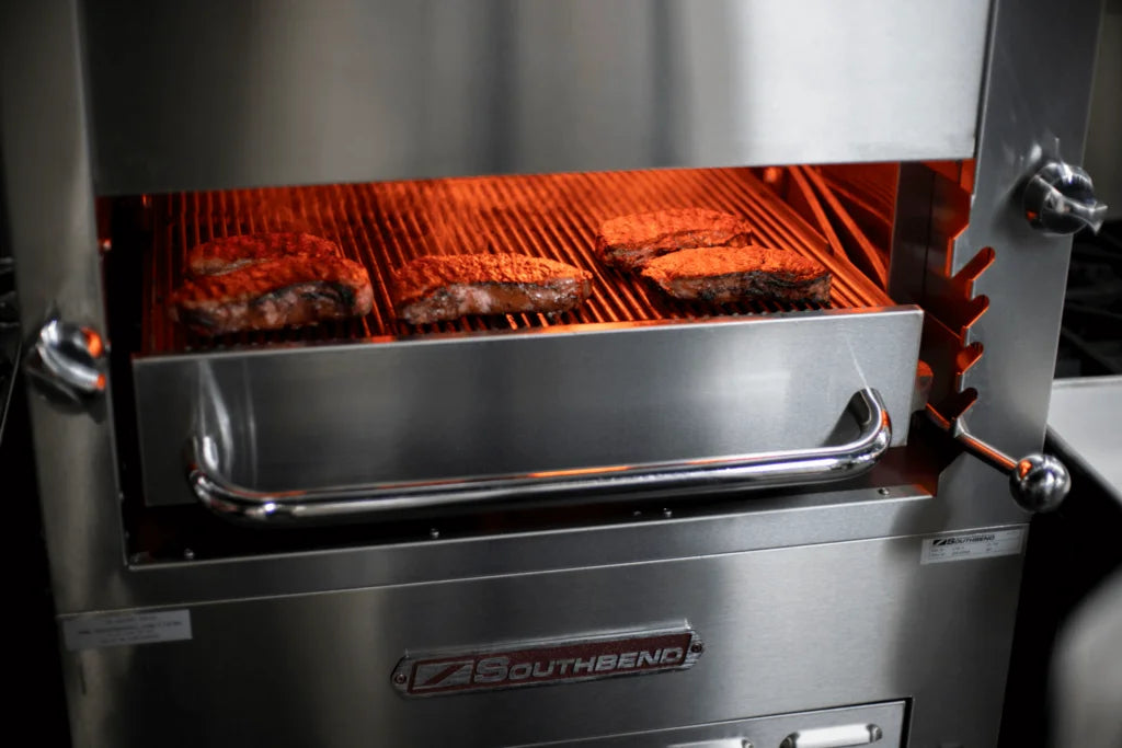 Asador Infrarrojo a Gas Southbend® 170 | De Plataforma Simple y Base Cerrada