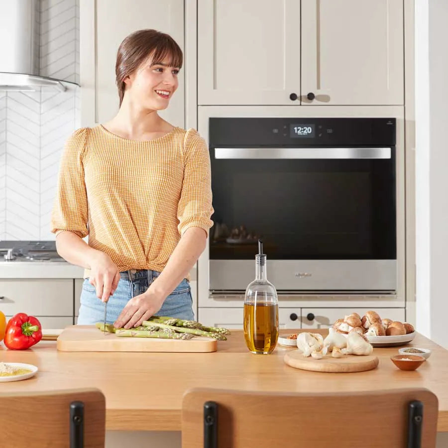 Smart Oven Whirlpool 30" Eléctrico con Air Fry y Pantalla Táctil – WOES7030PZ